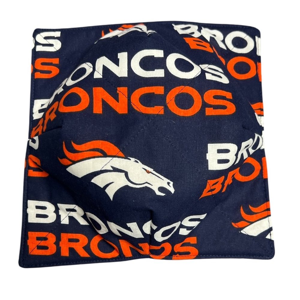 Denver Broncos Hand Crafted Bowl Cozy Reversible NFL Bowl Holder Microwave Safe - Picture 3 of 14